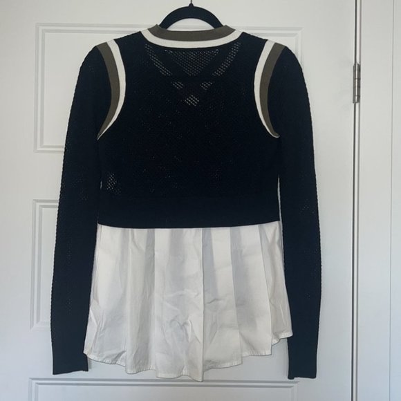 VERONICA Beard V-neck Mesh Pullover with pleated back size XS - Picture 8 of 14